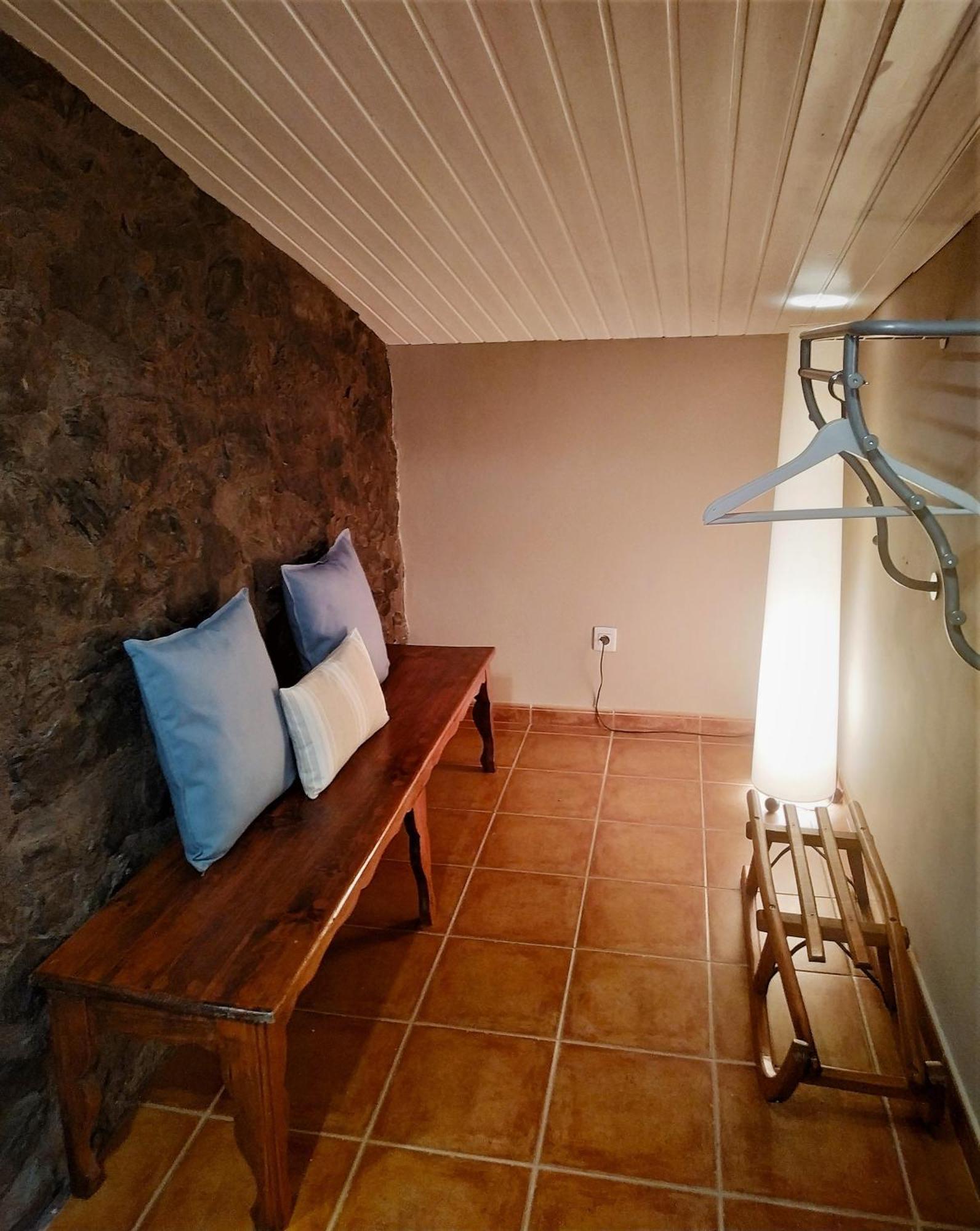 Hotel Rural Curia El Castellar Ruang foto