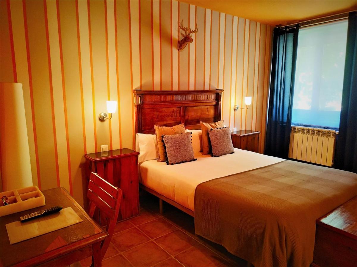 Hotel Rural Curia El Castellar Bagian luar foto